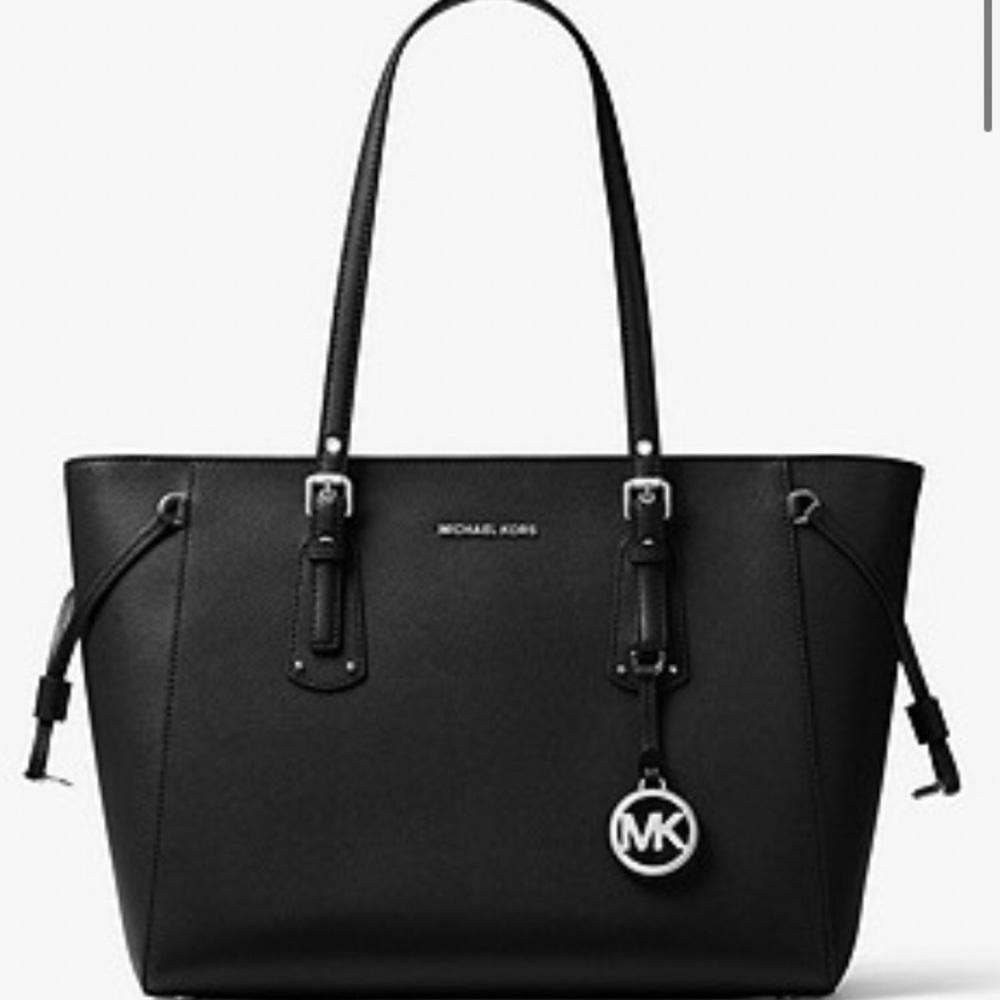 MICHAEL MICHAEL KORS Voyager Leather Tote Bag